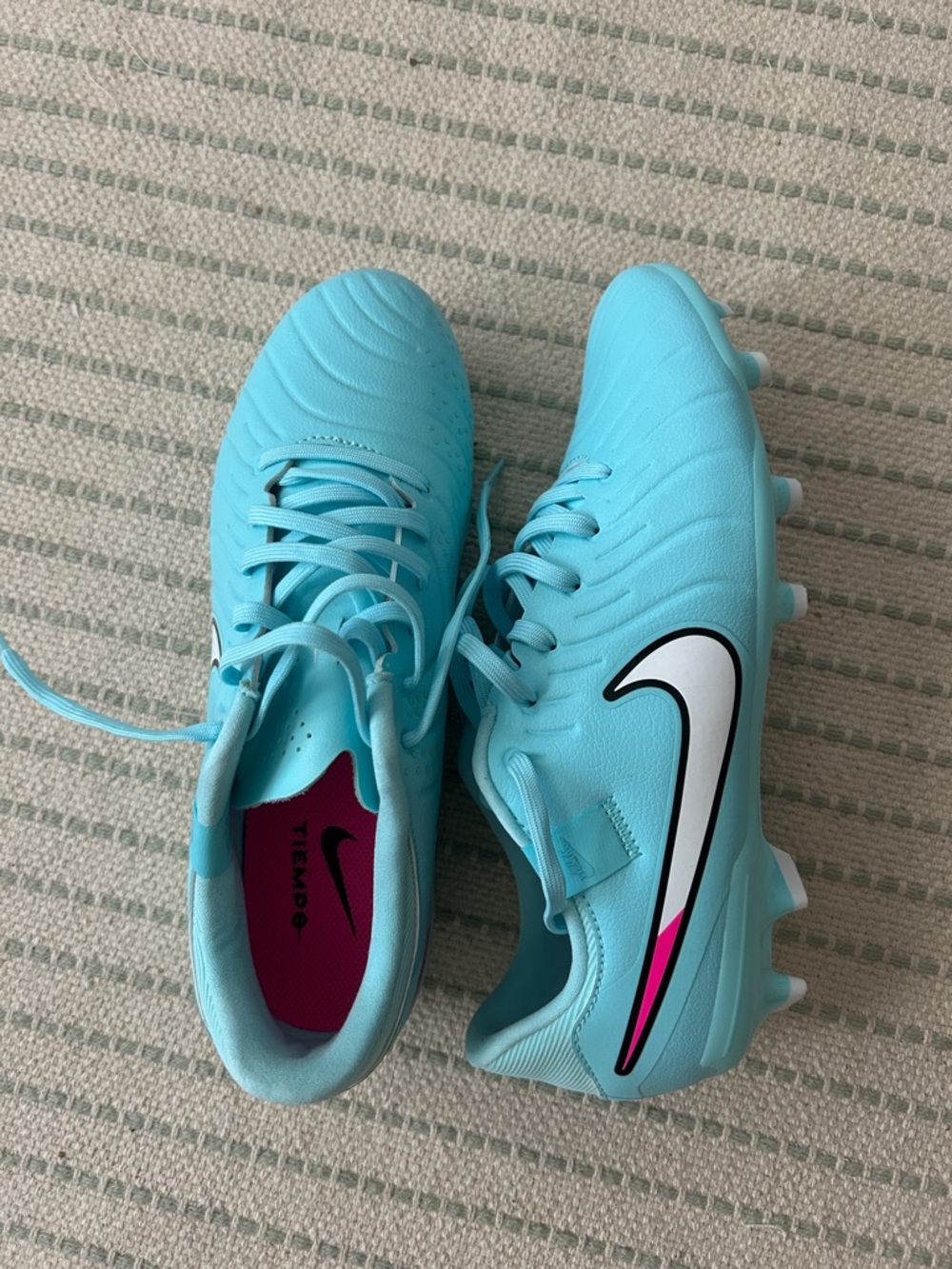 Brand new Nike Tiempos Light Blue Soccer Cleats with White & Pink Swoosh